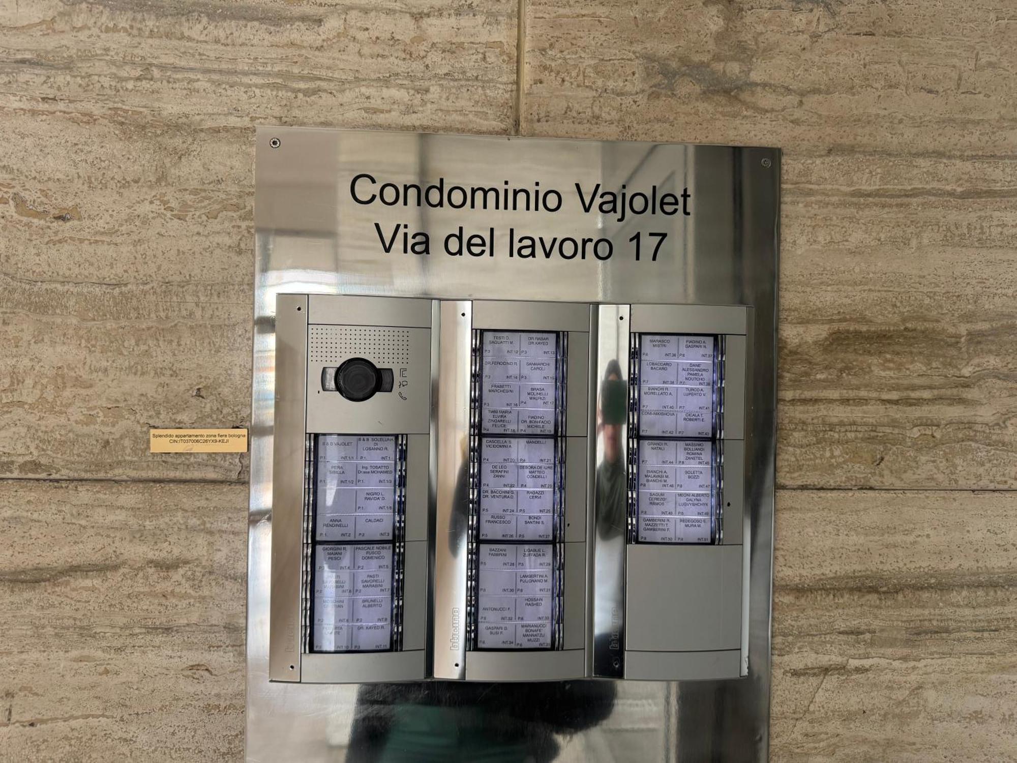 Splendido Appartamento In Zona Fiera A Bologna Eksteriør billede